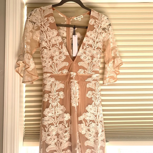 For love and lemons dress - Picture 2 of 3